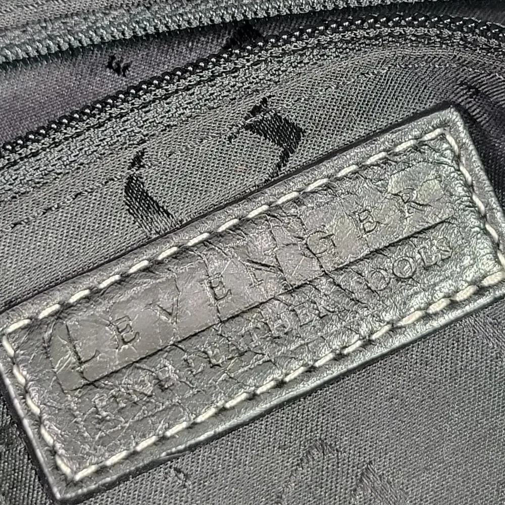 Levenger Leather Laptop Bag Black Padded Sleeve Shoulder Strap Handle Briefcase